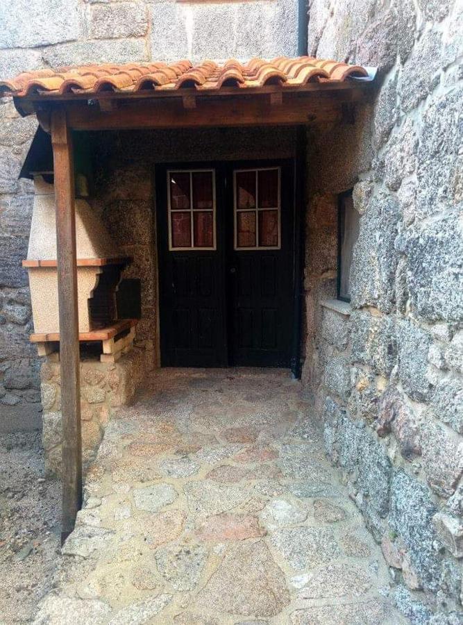 Casa Padre Alexandre Guest House Covide ภายนอก รูปภาพ