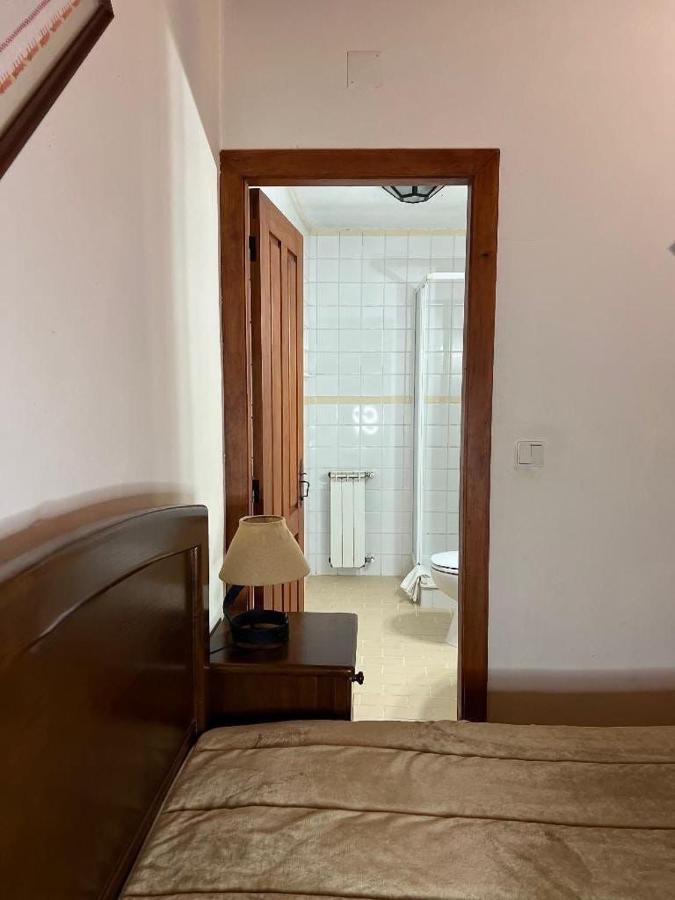 Casa Padre Alexandre Guest House Covide ภายนอก รูปภาพ