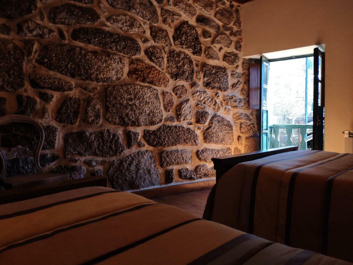 Casa Padre Alexandre Guest House Covide ภายนอก รูปภาพ